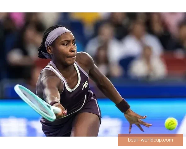 高芙摔拍遭批评萨巴言论再掀争议