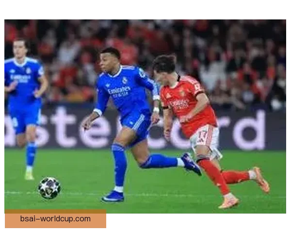 孔帕尼指穆帅批评维尼修斯失当