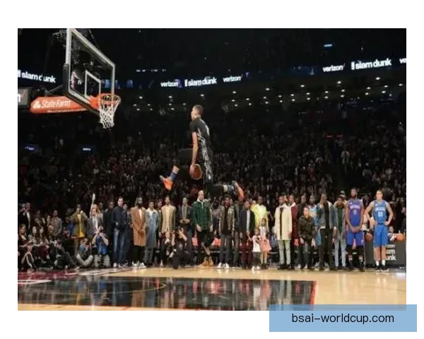 年薪百万躺赢扣篮赛翻车引争议 年薪百万躺赢扣篮赛翻车引争议